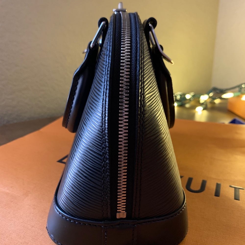 Louis vuitton alma bb epi - Picture 3 of 14